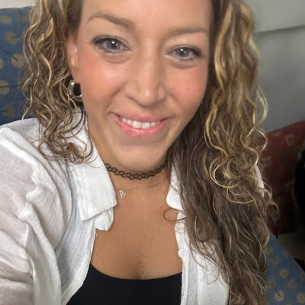 Meet your Posher, Amy